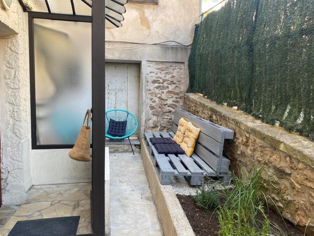 Pied A Terre En Plein Coeur De Montmorency Luaran gambar